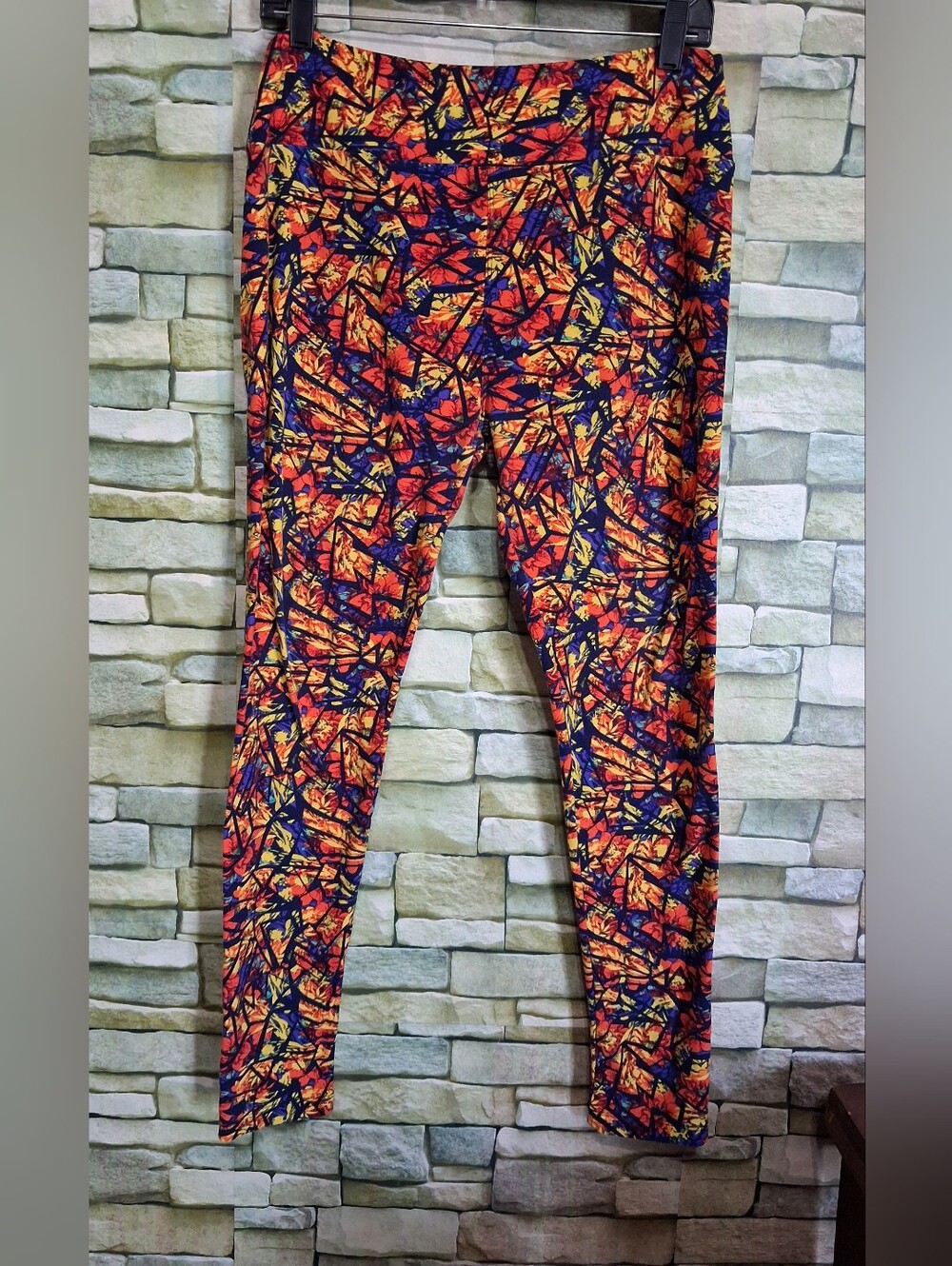 LuLaRoe Tall & Curvy Vivid Multicolor Leggings